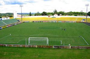 Foto do est�dio Campos Maia