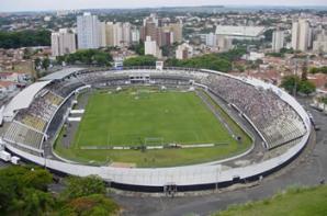 Foto do est�dio Mois�s Lucarelli