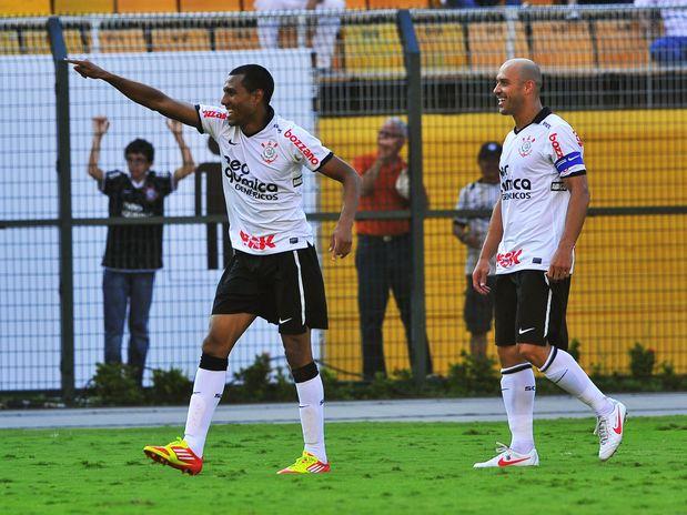 No gol de empate, Ramirez manda mensagem