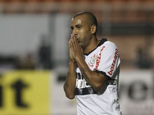 Emerson Sheik diz estar tranquilo em relação ao processo criminal