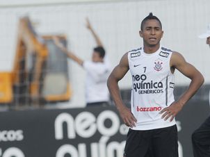 Jorge Henrique não será opção no banco de reservas contra o Atlético-PR