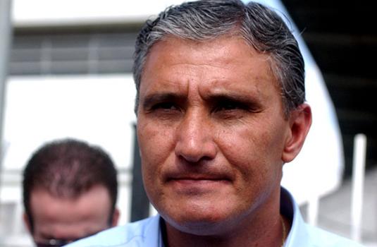 Após perder 4 partidas em 6 jogos, Tite virou o alvo da torcida