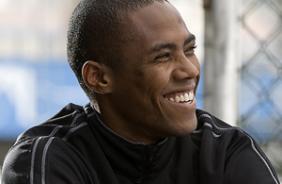 Elias conta que Ronaldo e Pelé passaram um trote a ele