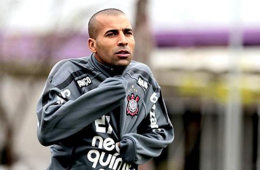 Emerson Sheik está começando a virar líder do elenco Corinthiano