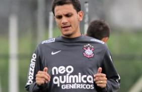 Fábio Santos pode jogar na próxima partida