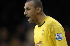 Gomes não vem sendo aproveitado no Tottenham
