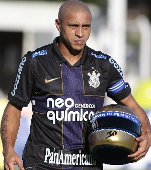 Roberto Carlos deixa o Coringão