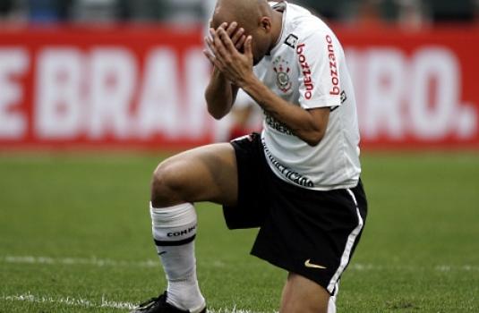 Souza só fez cagada no Corinthians