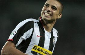 Trezeguet quer defender o Corinthians