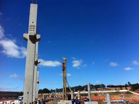 Um estádio chamado Invejão.