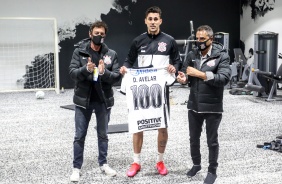Danilo Avelar completou 100 jogos pelo Corinthians diante do Coritiba