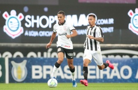 Matheus Dav na derrota para o Atltico Mineiro, na Neo Qumica Arena, pelo Brasileiro
