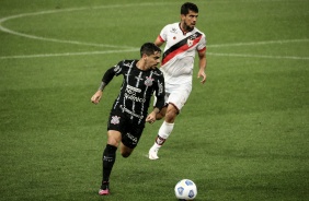 Lateral Fagner durante jogo entre Corinthians e Atltico-GO, pela estreia do Brasileiro 2021