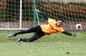 Igor Eduardo no ltimo treino do Corinthians antes de encarar o Fast pela Copinha