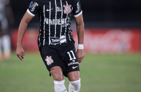 Romero em ao durante jogo do Corinthians contra o Racing pela Sul-Americana