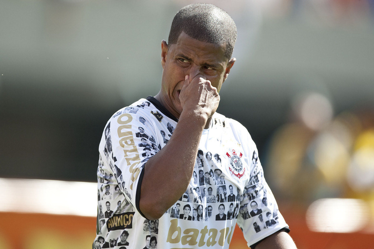 Marcelinho encerrou seu ciclo no Corinthians na temporada de 2010