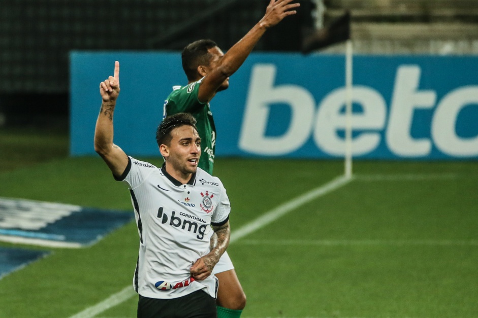 Gustavo empata a partida para o Corinthians, na Neo Qumica Arena, pelo Brasileiro
