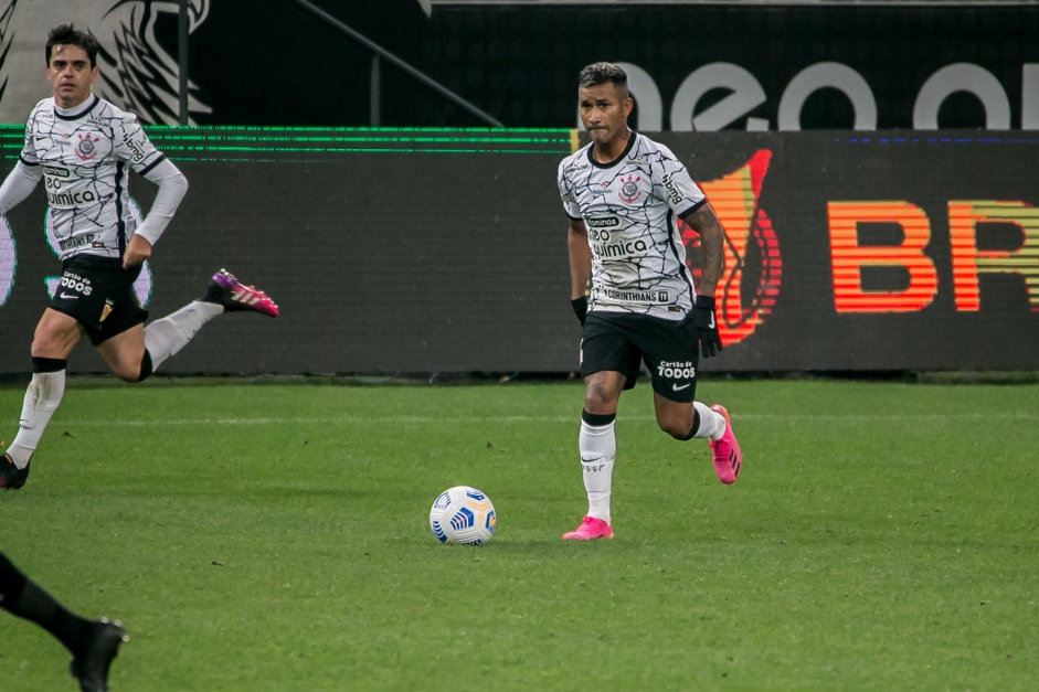 Marquinhos em sua estreia na partida entre Corinthians e So Paulo, na Neo Qumica Arena