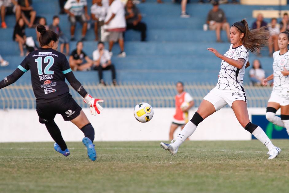 Jheniffer em jogo contra o So Jos pelo Campeonato Brasileiro Feminino 2022