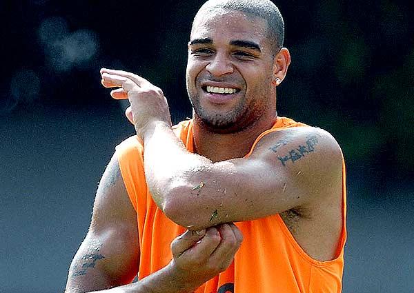 Adriano cada vez mais pr&oacute;ximo do Tim&atilde;o!