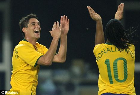 Cap&iacute;tulos finais: Thiago Neves sonho do Tim&atilde;o, espera fechar com o Flamengo.