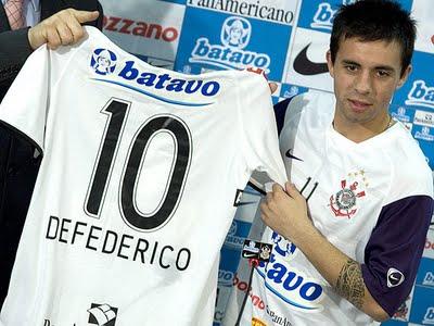 Corinthians insiste em jogadores estrangeiros