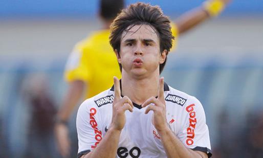 Corinthians j administra possveis tropeos no Brasileiro