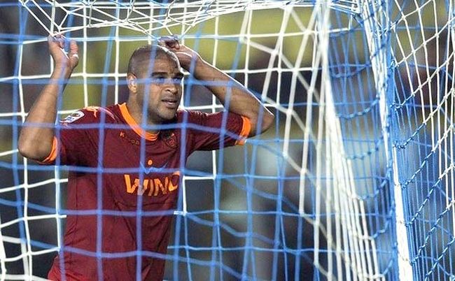 Rinaldi diz que se Adriano quiser voltar, far&aacute; de tudo