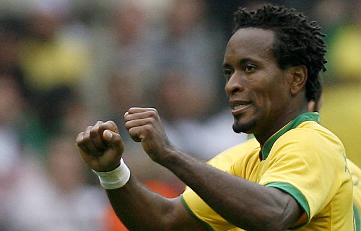 Tim&atilde;o quer o meia Z&eacute; Roberto