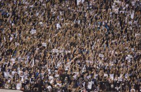 SP - CORINTHIANS/PR X PARANA CLUBE/PR - ESPORTES - Os jogadores  durante partida vlida pelo Campeonato Brasileiro de 2007, realizada no Morumbi, na zona sul de So Paulo, neste sbado a tarde. O jogo acabou 0x0