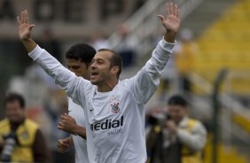 SP - CORINTHIANS/SP X FORTALEZA/CE- ESPORTES - na partida válida pelo Campeonato Brasileiro da Segunda Divisao 2008, realizada no estádio do Pacaembu, neste sábado a tarde