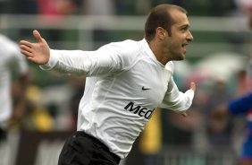 SP - CORINTHIANS/SP X FORTALEZA/CE- ESPORTES - na partida válida pelo Campeonato Brasileiro da Segunda Divisao 2008, realizada no estádio do Pacaembu, neste sábado a tarde