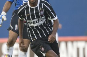 SP - GREMIO BARUERI/SP X CORINTHIANS/SP - ESPORTES - durante partida do Campeonato Brasileiro da Segunda Divisão 2008, realizada no estádio Arena Barueri, no municipio de Barueri, zona oeste de São Paulo, neste sábado a tarde