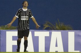 SP - GREMIO BARUERI/SP X CORINTHIANS/SP - ESPORTES - durante partida do Campeonato Brasileiro da Segunda Divisão 2008, realizada no estádio Arena Barueri, no municipio de Barueri, zona oeste de São Paulo, neste sábado a tarde