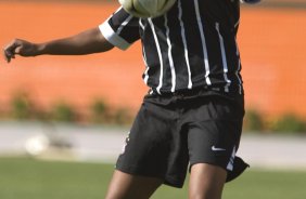 Campeonato Paulista de futebol feminino; Corinthians x Cotia Kurdana; Deva durante partida realizada hoje, sbado a tarde no estdio do Pacaembu;