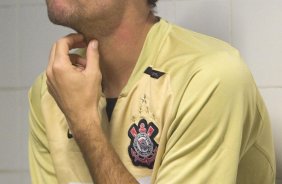 SP - PONTE PRETA/CAMPINAS X CORINTHIANS/SP - ESPORTES - Marcel nos vestiários antes da partida válida pelo Campeonato Brasileiro da segunda divisão 2008, primeiro turno, realizada no estádio Moisés Lucarelli, em Campinas, interior de São Paulo, neste sábado a tarde