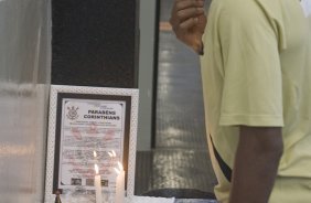 SP - CORINTHIANS/SP X SAO CAETANO/SP - ESPORTES - Carlos Alberto nos vestirios antes da partida vlida pelo Campeonato Brasileiro da segunda diviso 2008, primeiro turno, realizada no estdio do Pacaembu, zona oeste de So Paulo, neste sbado a tarde