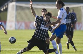 SP - SANTO ANDRE X CORINTHIANS - ESPORTES - durante partida vlida pelo Campeonato Brasileiro da segunda diviso 2008, primeiro turno, realizada no estdio Bruno Jos Daniel, em Santo Andr, municipio de So Paulo, neste sbado a tarde