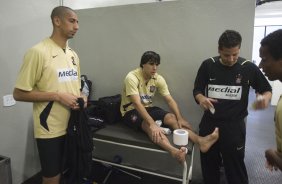 SP - CORINTHIANS X BAHIA - ESPORTES - nos vestiários antes da partida válida pelo Campeonato Brasileiro da segunda divisão 2008, primeiro turno, realizada no estádio do Pacaembu, zona oeste da cidade, neste sábado a tarde