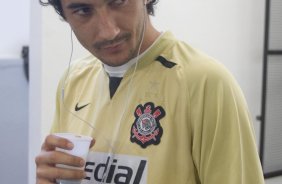 SP - CORINTHIANS X BAHIA - ESPORTES - nos vestiários antes da partida válida pelo Campeonato Brasileiro da segunda divisão 2008, primeiro turno, realizada no estádio do Pacaembu, zona oeste da cidade, neste sábado a tarde