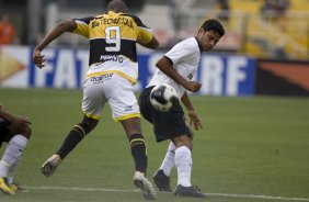 SP - CORINTHIANS/SP X CRICIUMA/SC - ESPORTES - durante partida vlida pelo Campeonato Brasileiro da segunda diviso 2008, primeiro turno, realizada no estdio do Pacaembu, zona oeste da cidade, neste sbado a tarde