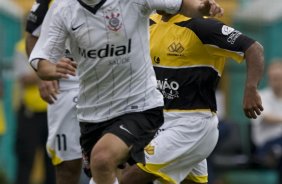 SP - CORINTHIANS/SP X CRICIUMA/SC - ESPORTES - durante partida válida pelo Campeonato Brasileiro da segunda divisão 2008, primeiro turno, realizada no estádio do Pacaembu, zona oeste da cidade, neste sábado a tarde