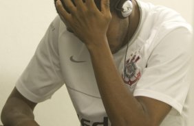 SP - CORINTHIANS/SP X CRICIUMA/SC - ESPORTES - nos vestiários antes da partida válida pelo Campeonato Brasileiro da segunda divisão 2008, primeiro turno, realizada no estádio do Pacaembu, zona oeste da cidade, neste sábado a tarde