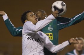 SP - CORINTHIANS/SP X JUVENTUDE/RS - ESPORTES - durante partida válida pelo Campeonato Brasileiro da segunda divisão 2008, primeiro turno, realizada no estádio do Pacaembu, zona oeste da cidade, nesta terca-feira a noite
