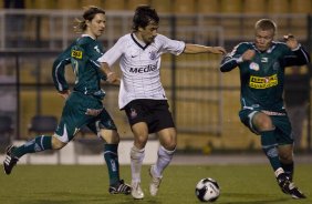 SP - CORINTHIANS/SP X JUVENTUDE/RS - ESPORTES - durante partida válida pelo Campeonato Brasileiro da segunda divisão 2008, primeiro turno, realizada no estádio do Pacaembu, zona oeste da cidade, nesta terca-feira a noite