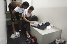 SP - CORINTHIANS/SP X JUVENTUDE/RS - ESPORTES - nos vestiários antes da partida válida pelo Campeonato Brasileiro da segunda divisão 2008, primeiro turno, realizada no estádio do Pacaembu, zona oeste da cidade, nesta terca-feira a noite