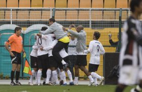 SP - CORINTHIANS/SP X ABC/RN - ESPORTES - durante partida vlida pelo returno do Campeonato Brasileiro da segunda diviso 2008, realizada no estdio do Pacaembu, neste sbado a tarde