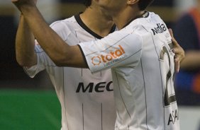 SP - FORTALEZA/CE X CORINTHIANS/SP - ESPORTES - durante partida vlida pelo returno do Campeonato Brasileiro da segunda diviso de 2008, realizada no estdio Castelo, neste sbado a tarde