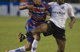 SP - FORTALEZA/CE X CORINTHIANS/SP - ESPORTES - durante partida válida pelo returno do Campeonato Brasileiro da segunda divisão de 2008, realizada no estádio Castelão, neste sábado a tarde