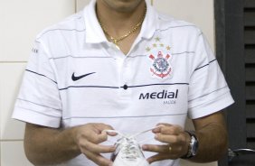 BSB - BRASILIENSE/BSB X CORINTHIANS/SP - ESPORTES - nos vestirios antes da partida vlida pelo returno do Campeonato Brasileiro da segunda diviso de 2008, realizada no estdio Serejao/Serejo, nesta terca-feira a noite